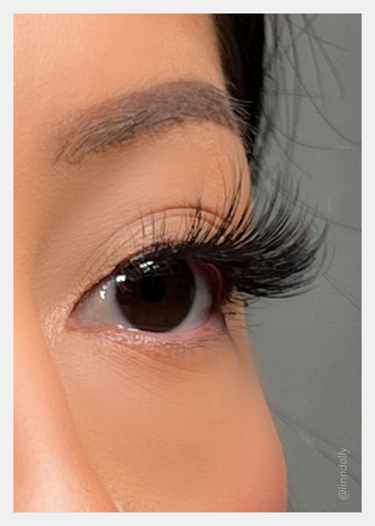 Magical Girl Natural Eyelashes – Emiko  COSMETICS - Shop Miss A